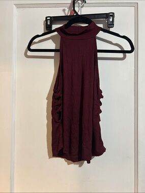 Charlotte Russe Ribbed Mock Neck Sleeveless Top - Burgundy